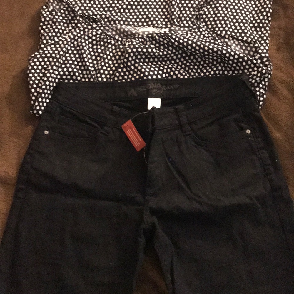 Arizona SS 11 shorts/ Tank free w/white polka dots
